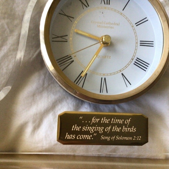 Crystal Cathedral Souvenir Quartz Clock Gold/Clear Acrylic Scripture Nice Gift - Picture 7 of 15